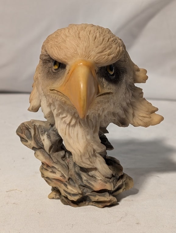 Aerie Eagle Head Bust "Above Reproach", S. Herrero: Aerie Eagle Head Bust "Above Reproach" by Stephen Herrero for Mill Creek Studios. Slight discoloration due to age and display.. Resin. Meas. 4 1/2"h x 3 3/4"w x 4 1/4"d