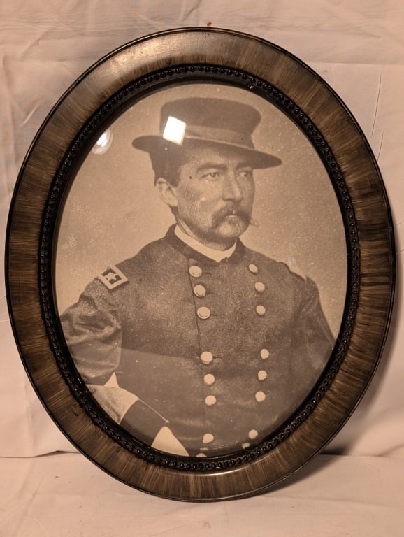 Civil War General Sheridan Bubble Glass Portrait: Antique Civil War General Philip Sheridan Portrait in Oval Bubble Glass Frame. Wood back. Sepia. Gray / brown tiger maple-like frame. Tape residue on reverse. Original frame. Meas. 15 3/4"h