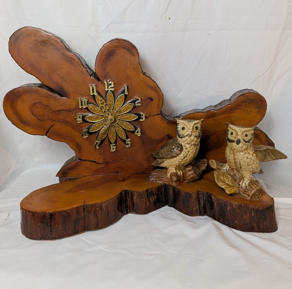 N. Phillips Table Top Wooden Clock Feat. 2 Owls (1 of 9)