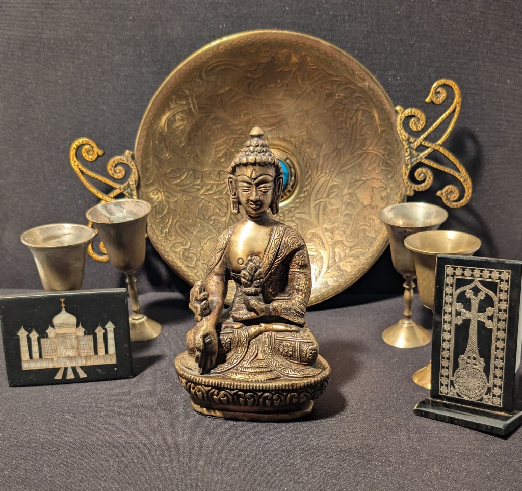 Deity & Religious Grouping incl Brass Statue 8 pcs (1 of 20)