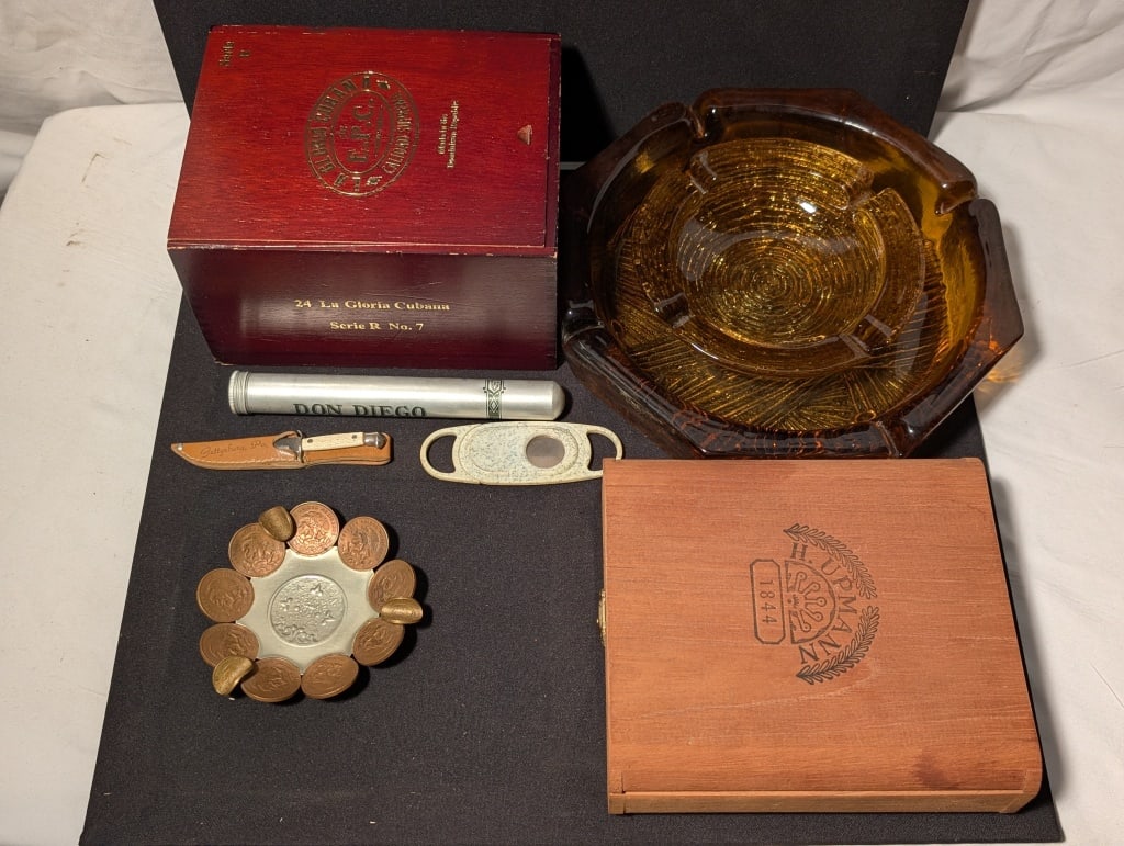 Mixed Smoking Lot - including MCM Glass Ashtrays: Mixed Smoking Lot - including 2 MCM Amber Glass Ashtrays. .One ashtray is 9 3/4"dia.. octagonal in shape. The other is smaller, round design. No chips. The larger cigar w/ 24 Le Gloria Cubana,