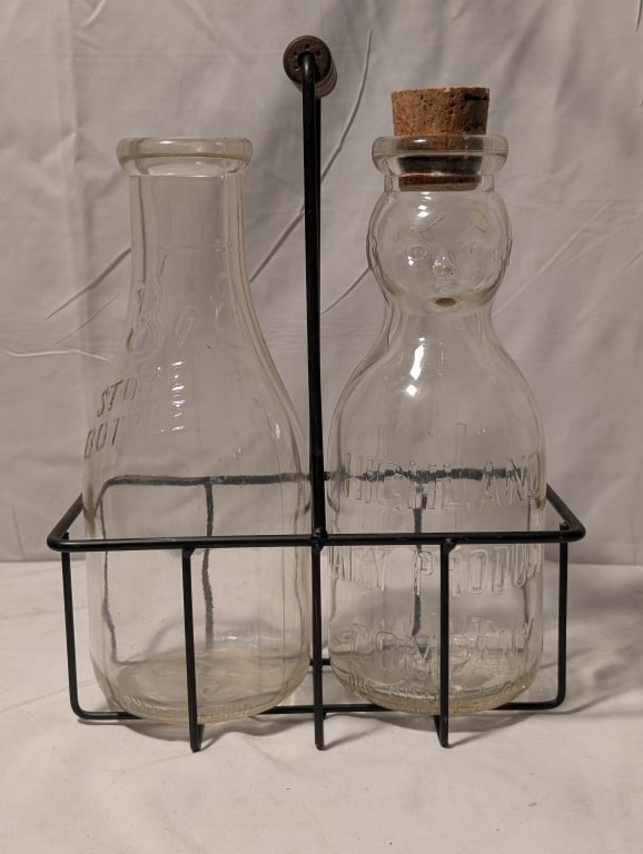 2 Piece bottle set with metal basket (1 of 10)