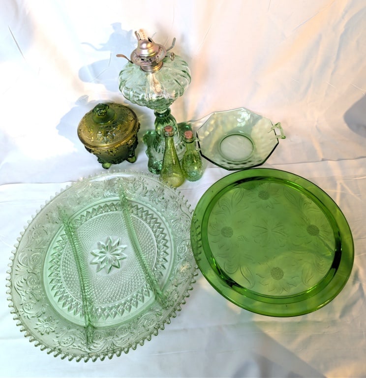 Green Depression Glass Group w/ Oil Lamp (7 pcs) (1 of 19)