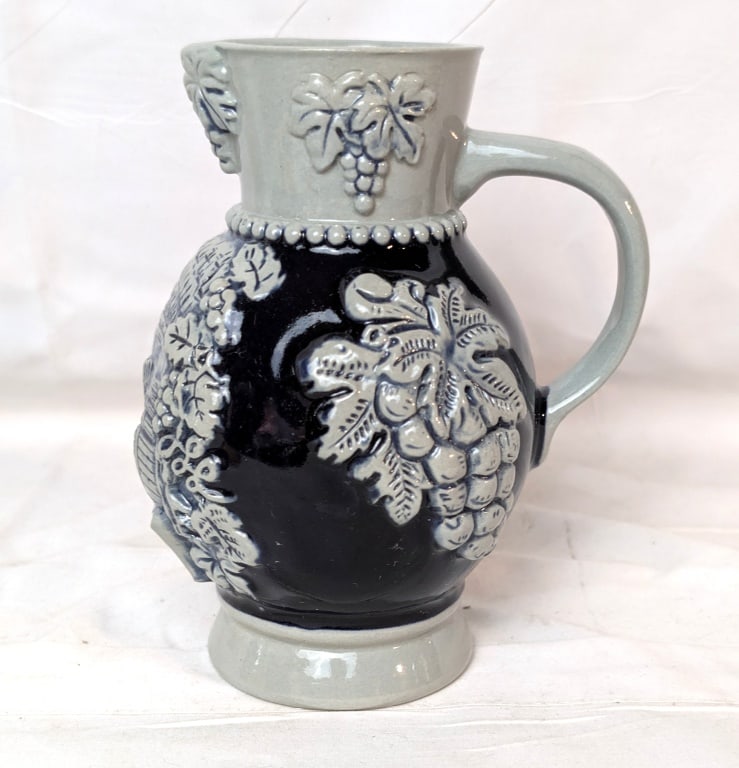 Zoller & Born Salt Glaze Wine Jug (1 of 6)