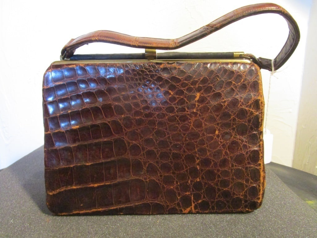 1950s Brown Leather Alligator Design Handbag (1 of 7)