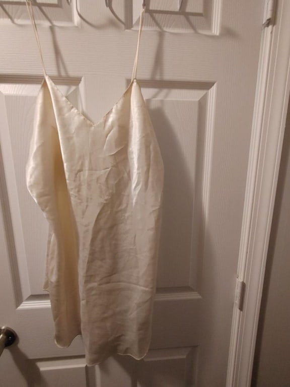 1980s Cream Satin Nighty / Slip - Size 6 (1 of 3)