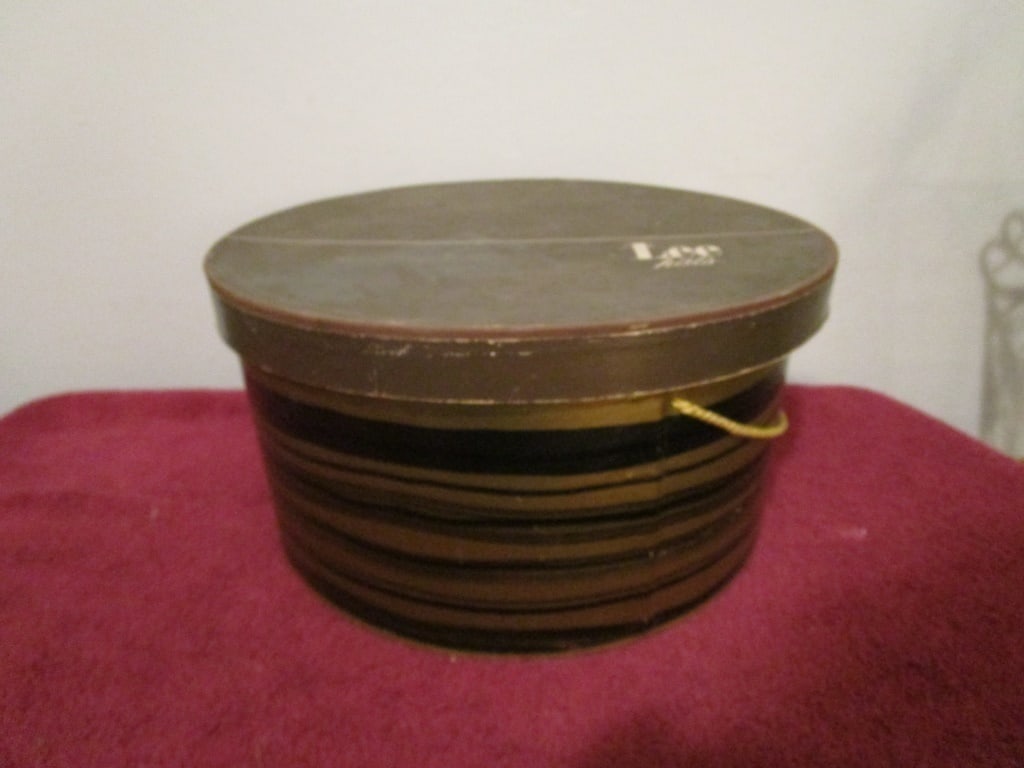 1940s Hat Box, Lenore Zapolean, Inc. Lee Hats (1 of 7)