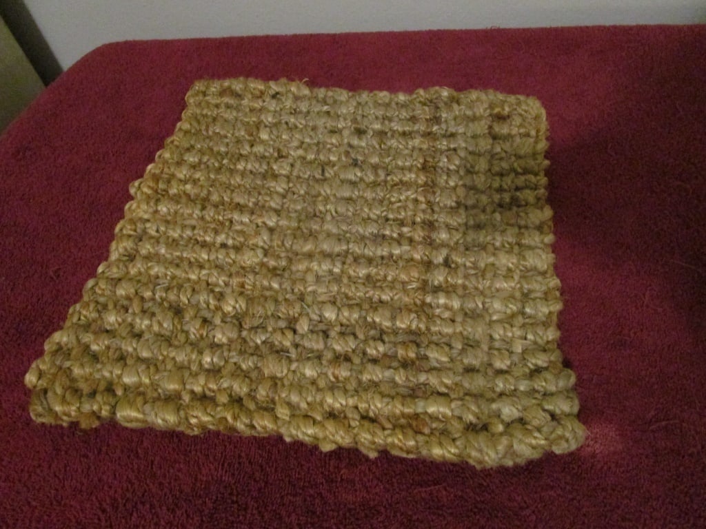 Jute Popcorn Mat, India Natural Color - Thick Rope: Jute Popcorn Mat, India Natural Color - Thick Rope. For Pier 1 Imports. Original tag. Meas 13"sq. No fraying.