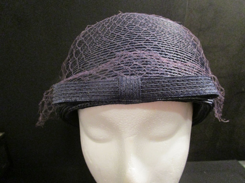 1950s Navy Blue Hat w/ Blue Mesh & Bow (1 of 9)