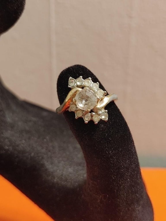 Vtg GEP Cocktail Ring Size 6 (1 of 3)