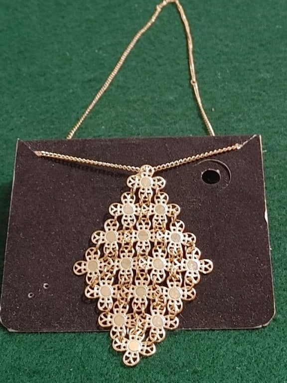 Vtg Sarah Coventry GP Necklace (1 of 8)