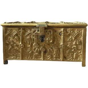 Antique Bronze Trinket Box with Reliquary Scene: Beautiful velvet interior. Measurements 3”H x 6”W x 4”D. Lot weighs 2 lbs, 6 oz. Bottom stamped Germany. **Shipping on this item offered through, UPS (843) 203-3466