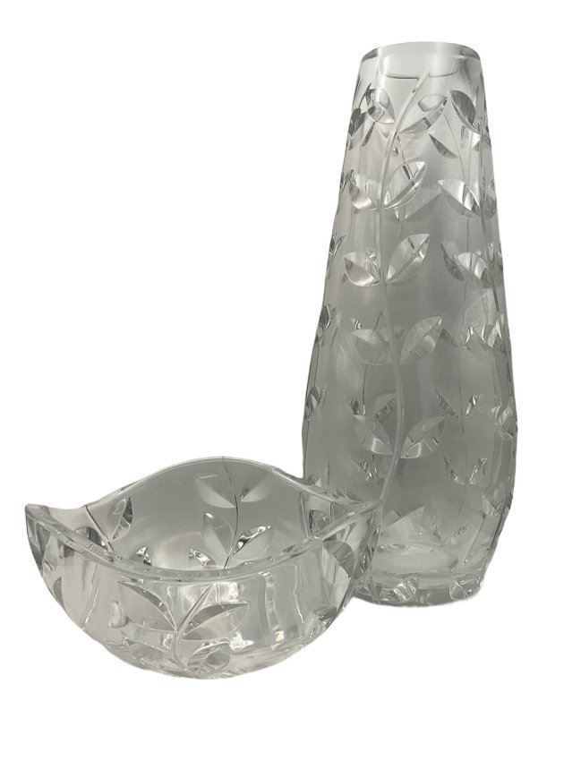 Tiffany & Co. x Josef Riedel Crystal Bowl and Vase (1 of 6)