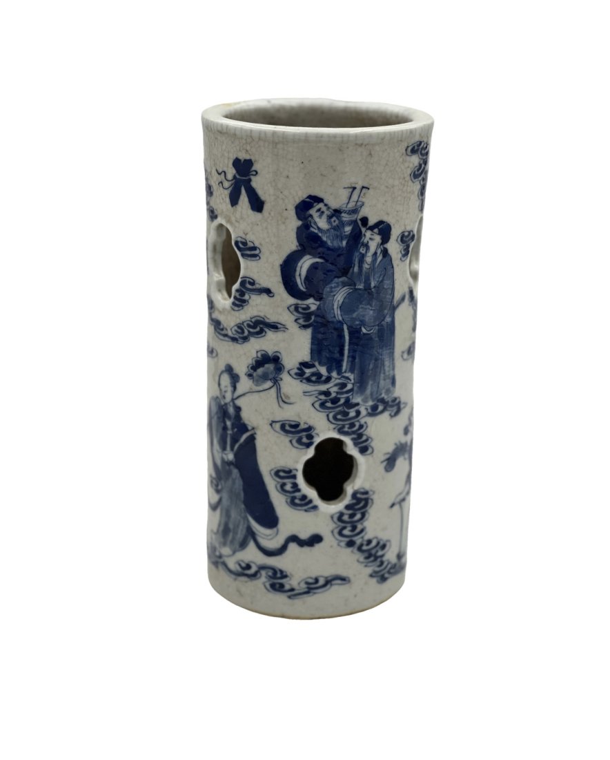 Antique Signed Chinese Blue and White Porcelain Hat Stand/Vase: During the Qing dynasty, clothing was used to symbolize rank and status. Hats were displayed on decorative stands that eventually became known as "hat stands". These stands would have been scented wit