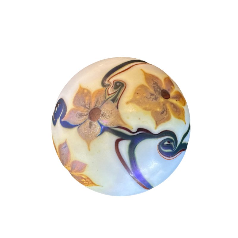 Chris Buzzini Bridgeton Studio Art Glass 1975 Floral Paperweight Iridescent: Beautiful Chris Buzzini Bridgeton Studio Art Glass 975 Floral Paperweight Iridescent 9 1/4"C x2.5"H weight:1.1 pounds **SHIPPING on this item offered through in house