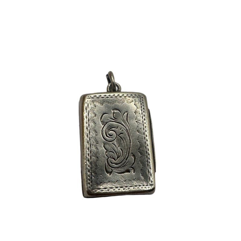 Antique C Edward Smith Sterling Vinaigrette: Antique C Edward Smith Sterling Vinaigrette Necklace Pendant. Antique sterling silver vinaigrette, hallmarked, gold wash interior. Measures just over 1 inches in length