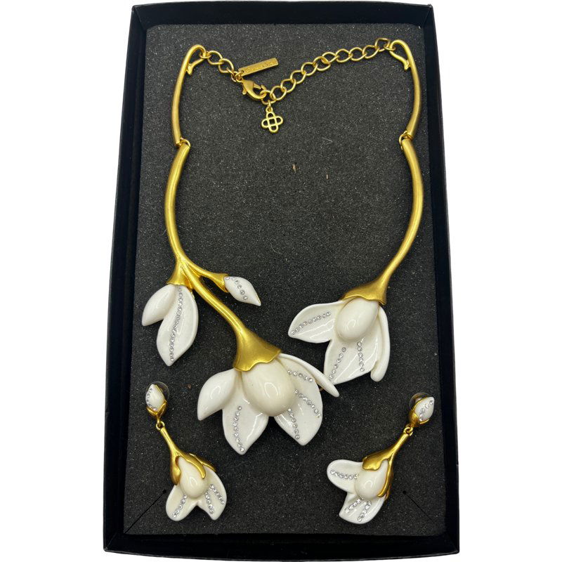 Oscar De La Renta White Magnolia Flower Necklace and Earring Set (1 of 9)