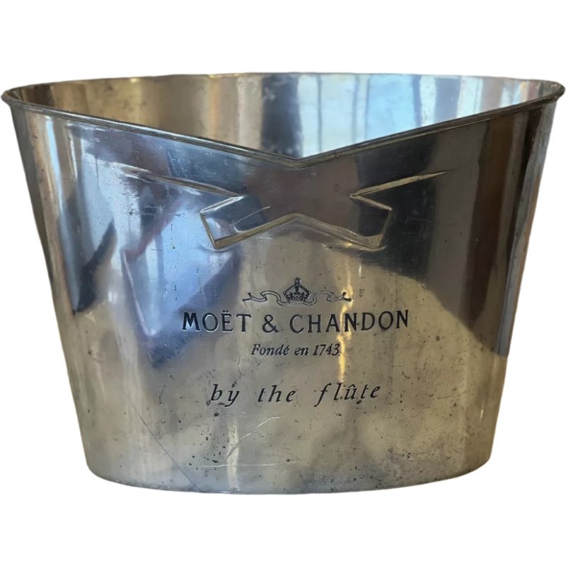 Moët Chandon Champagne Double Magnum Ribbon Cooler Pewter Bucket: Fantastic double magnum champagne cooler from Moët Chandon, pewter. Measurements:13”L 9”D 9 1/2” tallest point Weight approx 5 pounds **SHIPPING on this item offered in house