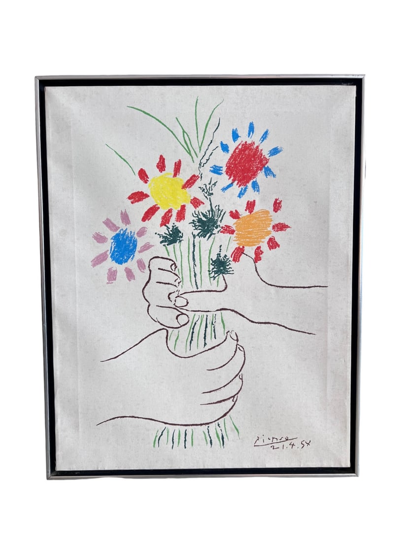 Pablo Picasso Vintage Framed Lithograph on Canvas "Flowers in The Hands", Signed in Plate: Pablo Picasso Vintage Lithograph on Canvas "Flowers in The Hands" Signed in Plate With frame: 25.5" x 20.25" Without frame: 24" x 19" **In house shipping