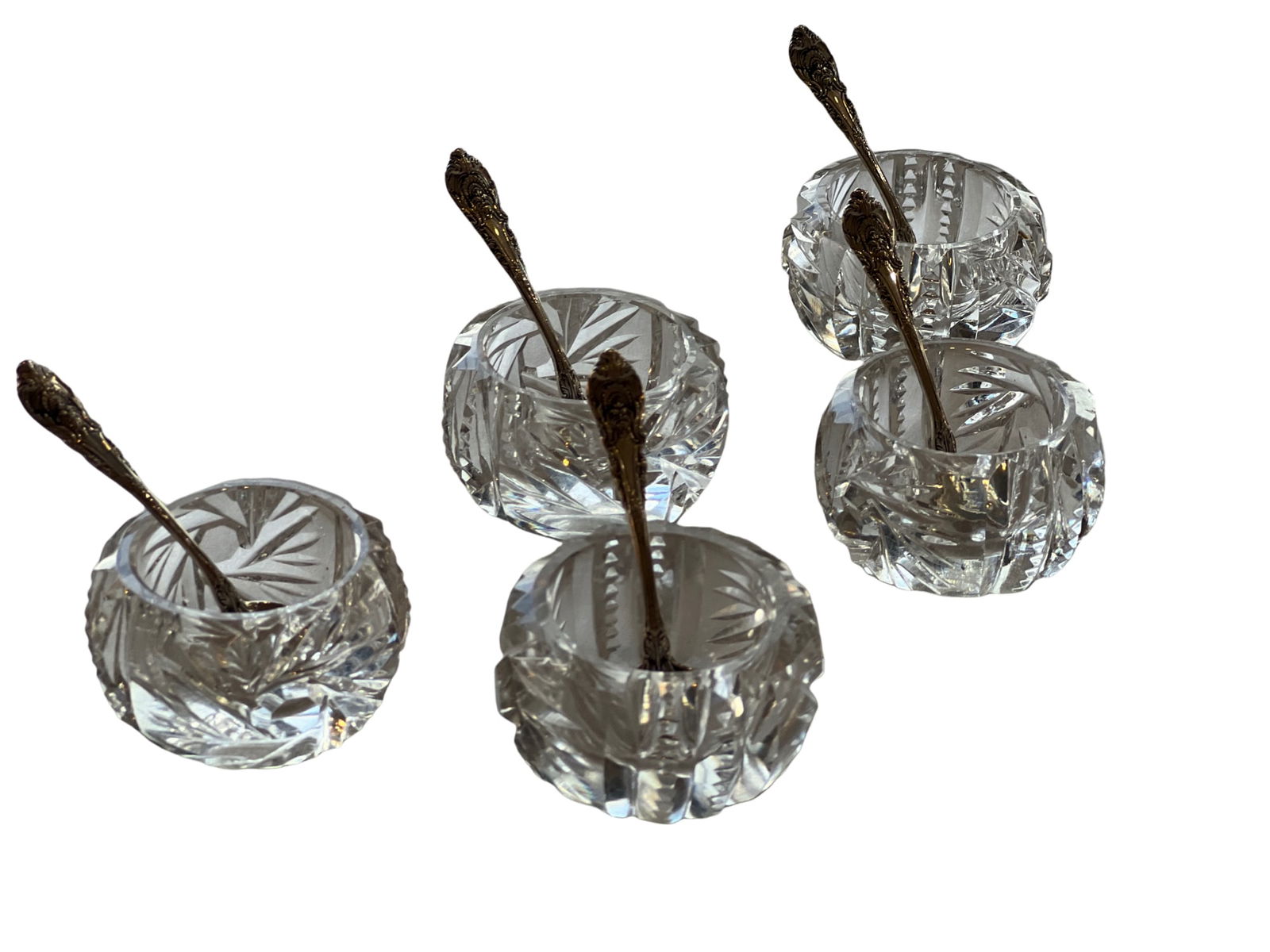 Wallace Sir Christopher Sterling Salt Spoons and Crystal Salt Cellars Set: Set of 5 Wallace Sir Christopher Sterling Salt Spoons and Crystal Salt Cellars Set. Salt spoons marked “Wallace Sterling” on back. Each spoon roughly measures 2 1/4”H In house shipping