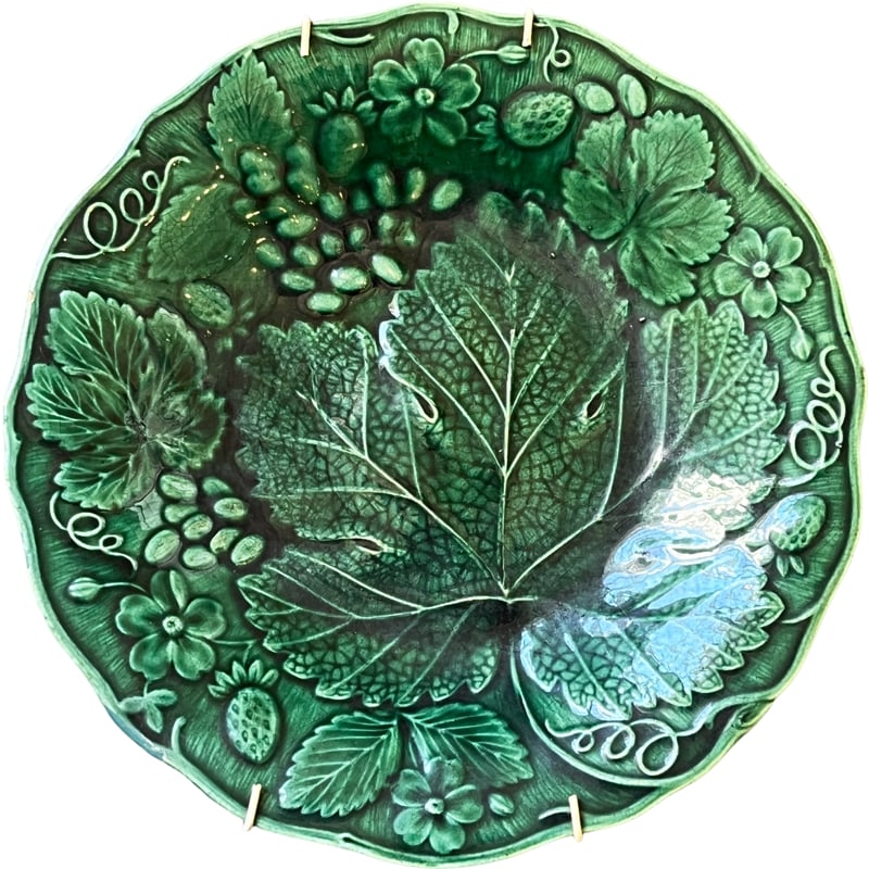 Lot of Two Green Ivy Majolica Leaf and Strawberry Plates (1 of 3)