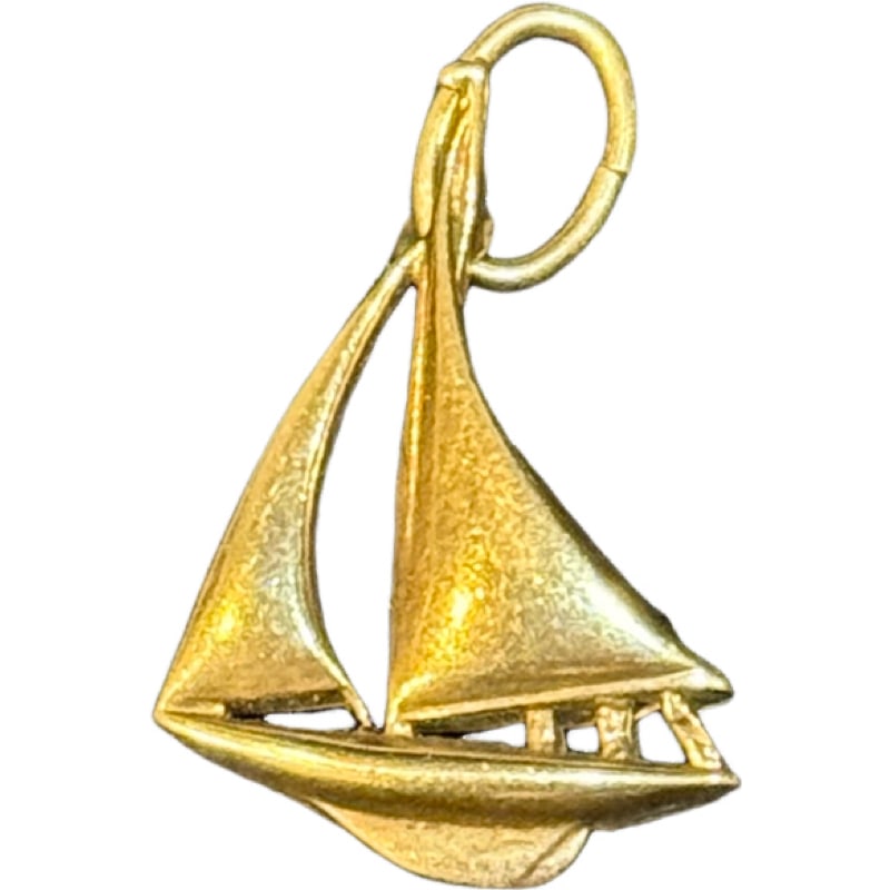 10K Gold Sailboat Charm Pendant (1 of 4)
