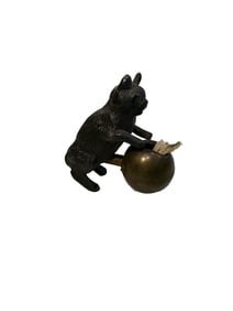 Rare Antique Late 19th Century Novelty Lead Cat Sewing Tape Measure.