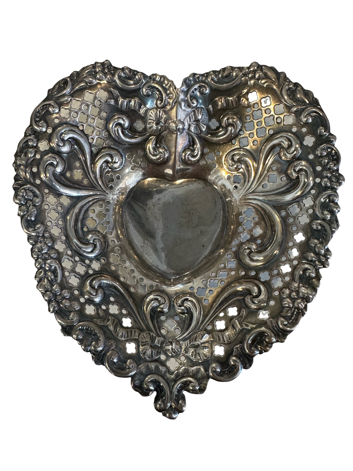 Vintage Gorham Sterling Silver Heart Shape Nut Dish 966 (1 of 7)