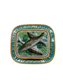 GEORGE JONES majolica acanthus leaves sardine box with overlapping fish on cover, turquoise ground