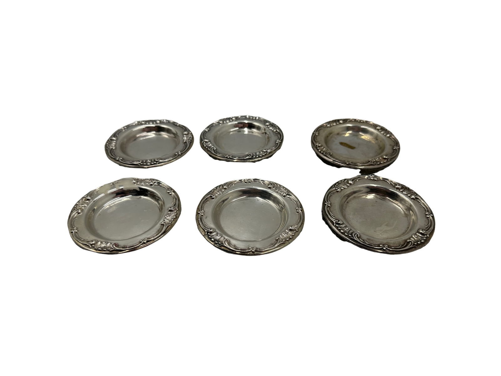 Gorham sterling silver miniature plates: Gorham sterling silver miniature plates weight is in photos 119.1 3"across from The Charleston Living Estate of Lynn Letson **IN HOUSE SHIPPING within United States