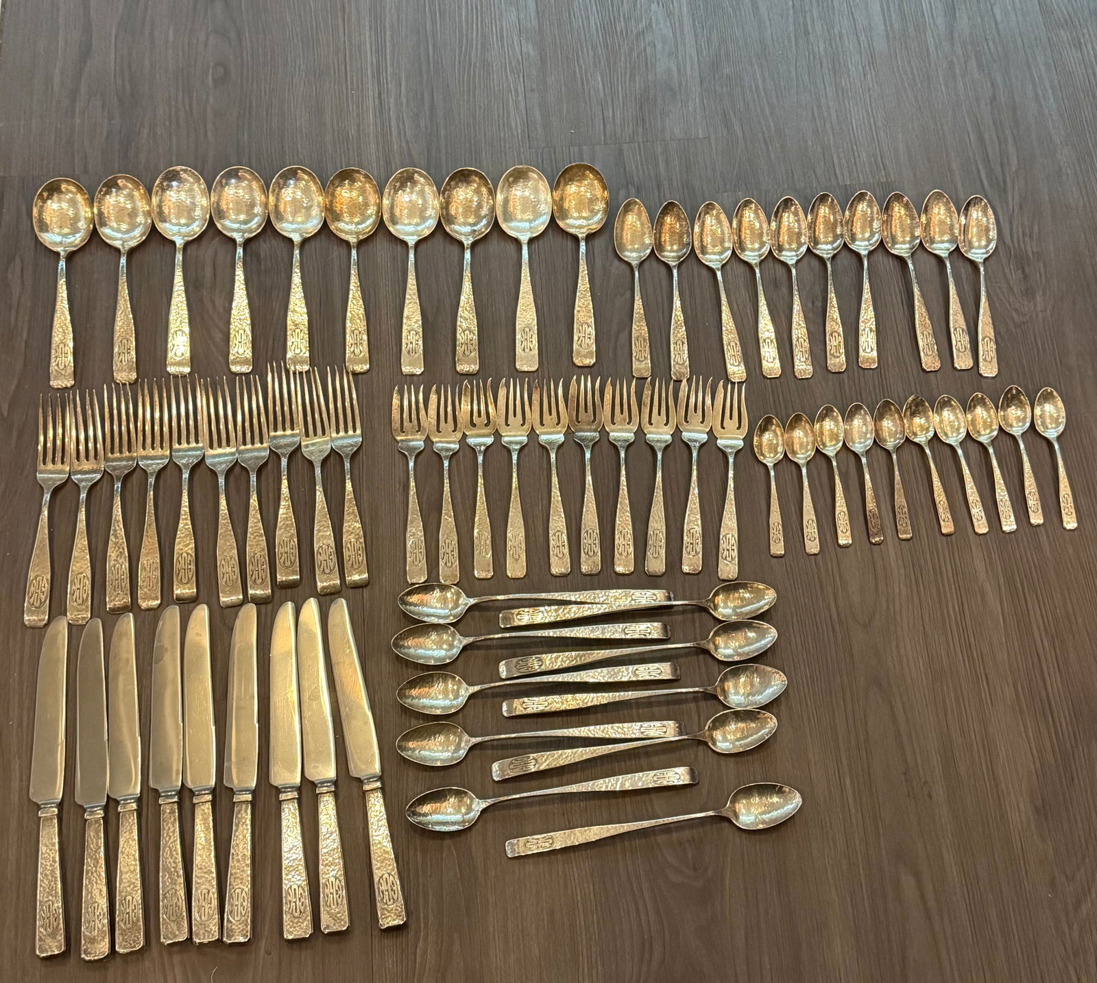 Schofield Elizabeth Tudor Hammered Sterling Silver Flatware Set 69 Pieces (1 of 8)