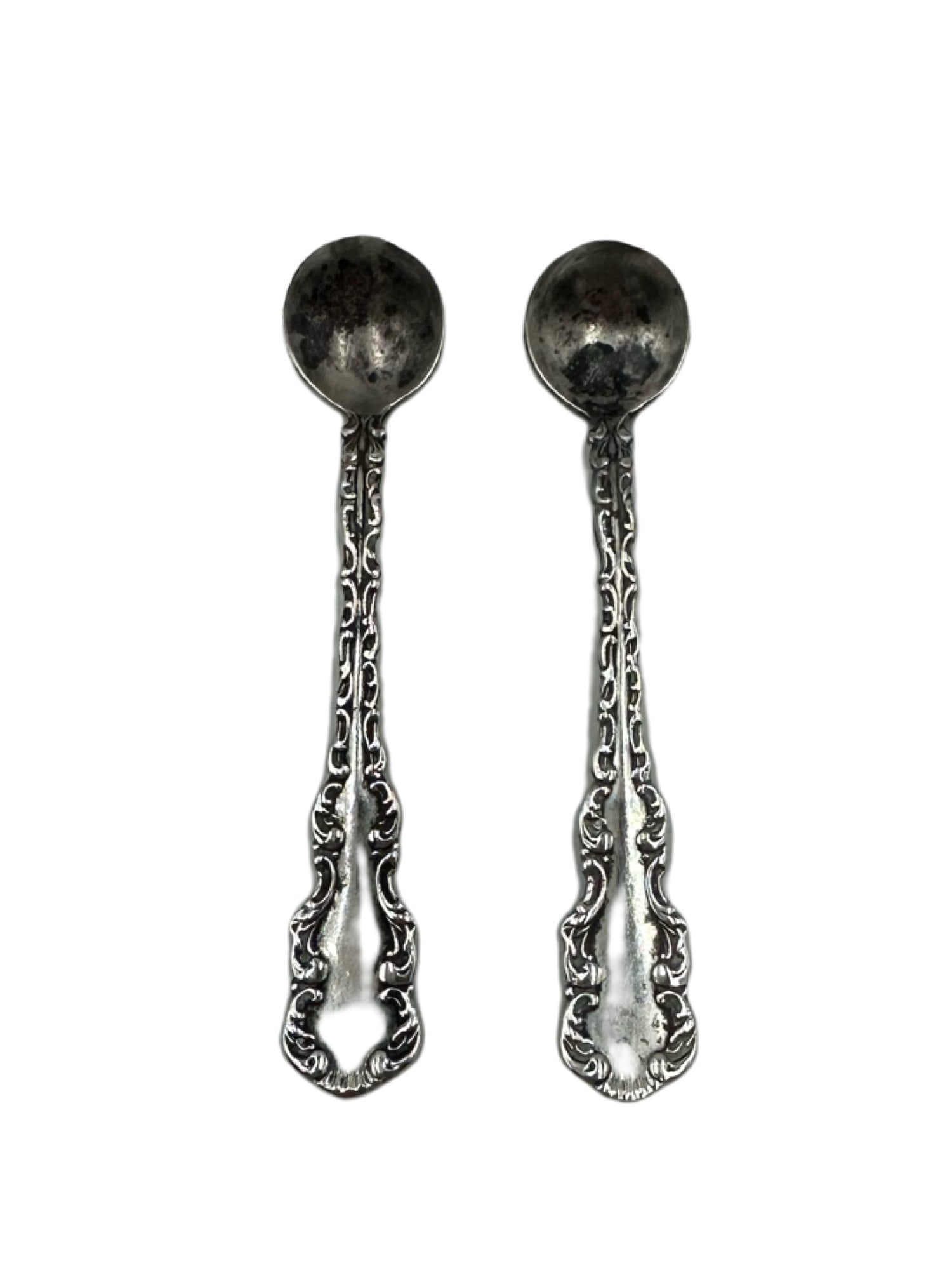 Middleton/Ravenel Estate Set of 2 Whiting Sterling Silver Salt Spoons in Louis XV Pattern (1 of 4)