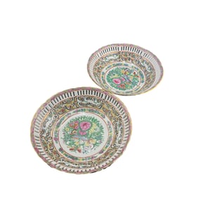 Pair Guangcai Chinese Famillle Reticulated Bowls