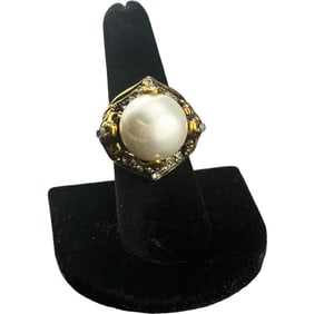 Alcozer & J Florence Frog Ring