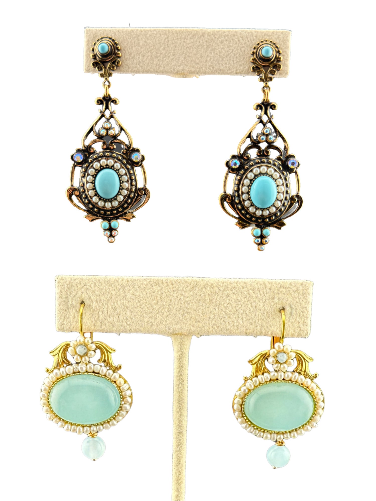 Set of Victorian Style Dangle Drop Alcozer & J and Aqua Stone Earrings: Set of Victorian Style Dangle Drop Alcozer & J and Aqua Stone Earrings Aqua Stone pair: Approx. 1.5"L , 18.18mm stone, 13.1 grams Alcozer & J Pair: 2.5"L , 17.5 grams In house shipping within the US.