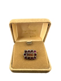 Antique Mourning Brooch Garnet 9CT? Small Memento