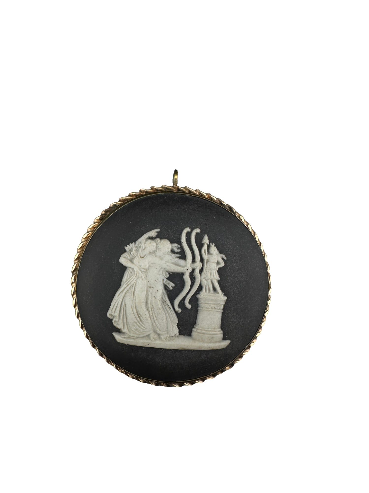 Vintage 1960s Wedgwood Black Jasperware 12K GF Yellow Gold Brooch Pin: PLEASE READ: If you win this item, please select self arranged for in house shipping when paying invoice The back is stamped “Wedgwood Made in England,” along with the production code “60 GF