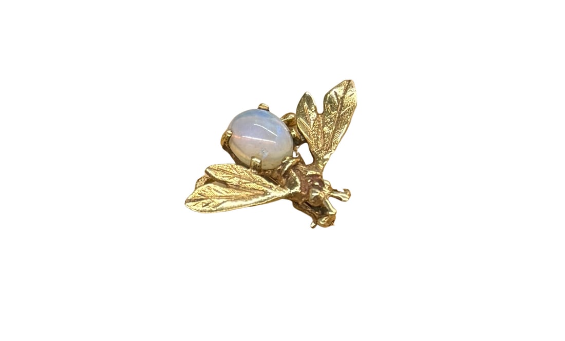 14k Bee Brooch with Opal Stone (1 of 3)