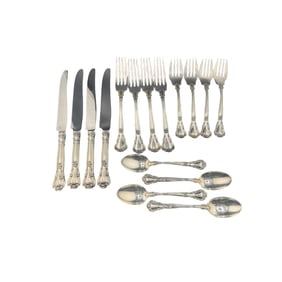 Gorham Chantilly Sterling Silverware Set - 16