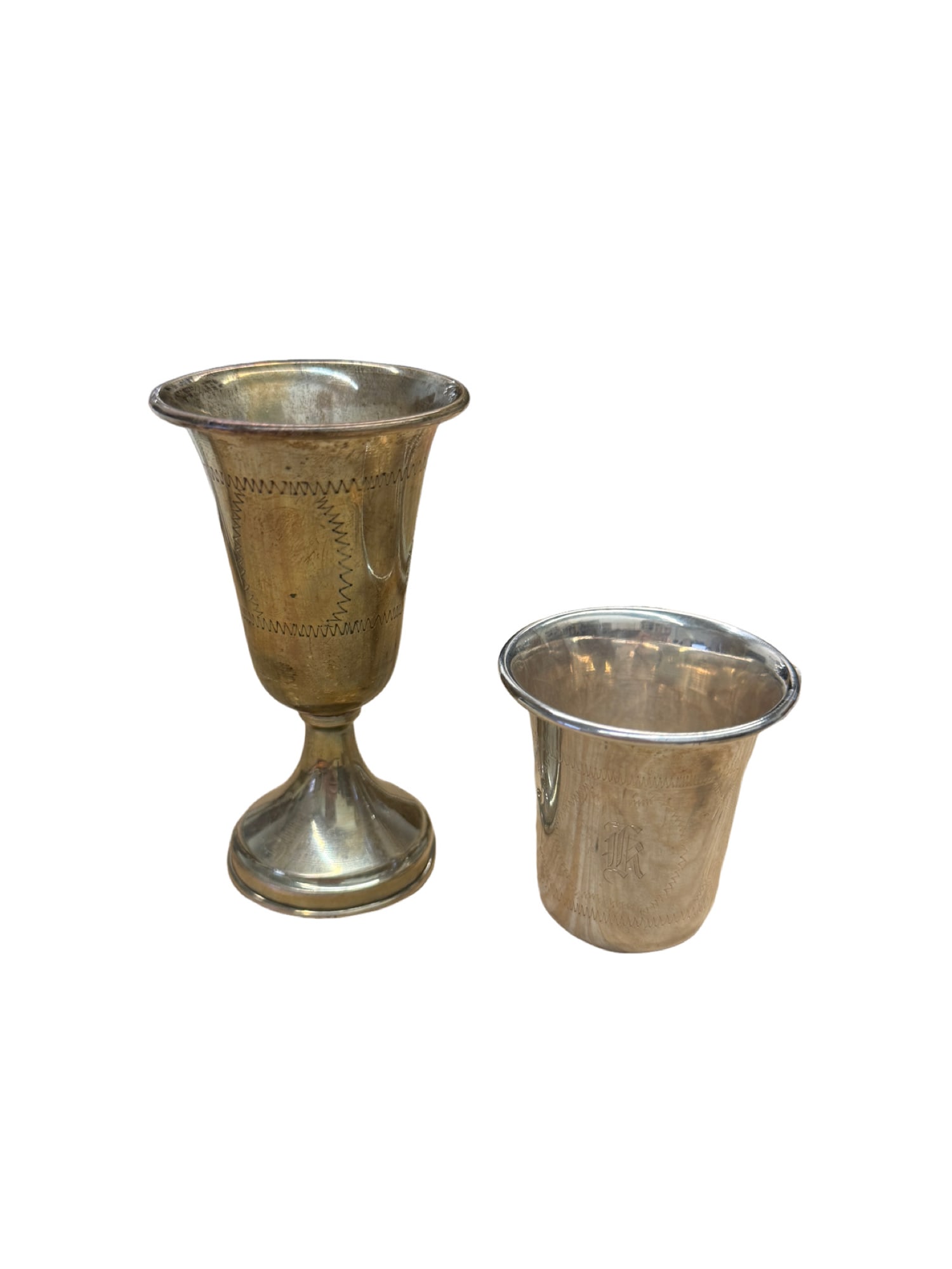 Sterling Silver Miniature Kiddush Cup and Goblet: PLEASE READ: If you win this item, please select self arranged for in house shipping when paying invoice Sterling Silver Miniature Kiddush Cup and Goblet Goblet: 3.5"L , 22.6 grams Cup: 2"L , 16.38 gr