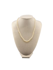 Majorica Graduated Pearl Necklace Marked 14K with Box