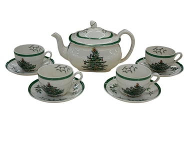 Spode Christmas Tree Teapot with Lid and 4 Teacups with Saucers Set