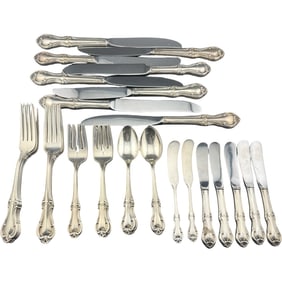 International Sterling Silver Flatware Set - Joan Of Arc - 39 Pieces
