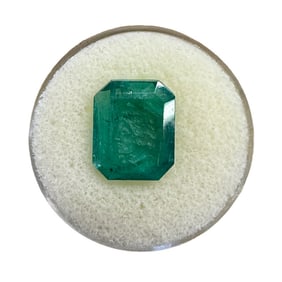 Unique Emerald Stone with Carved Face