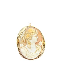 Antique 14k Gold Shell Cameo Brooch