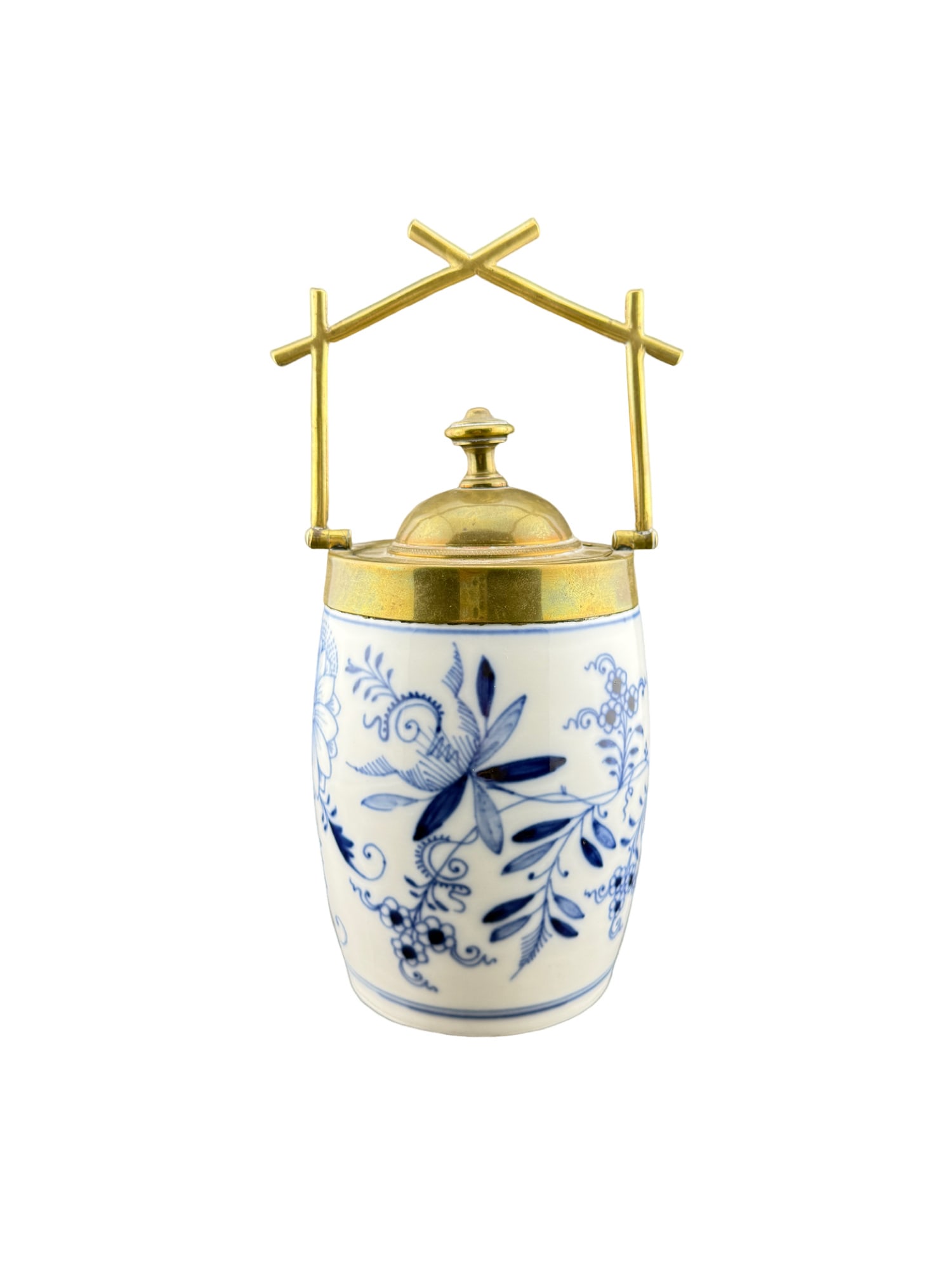 Meissen Porcelain Blue and White Mustard Pot: PLEASE READ: in house shipping If you win this item, please select self arranged for in house shipping when paying invoice Meissen Porcelain Blue and White Mustard Pot 8.5" with handle 5" without hand