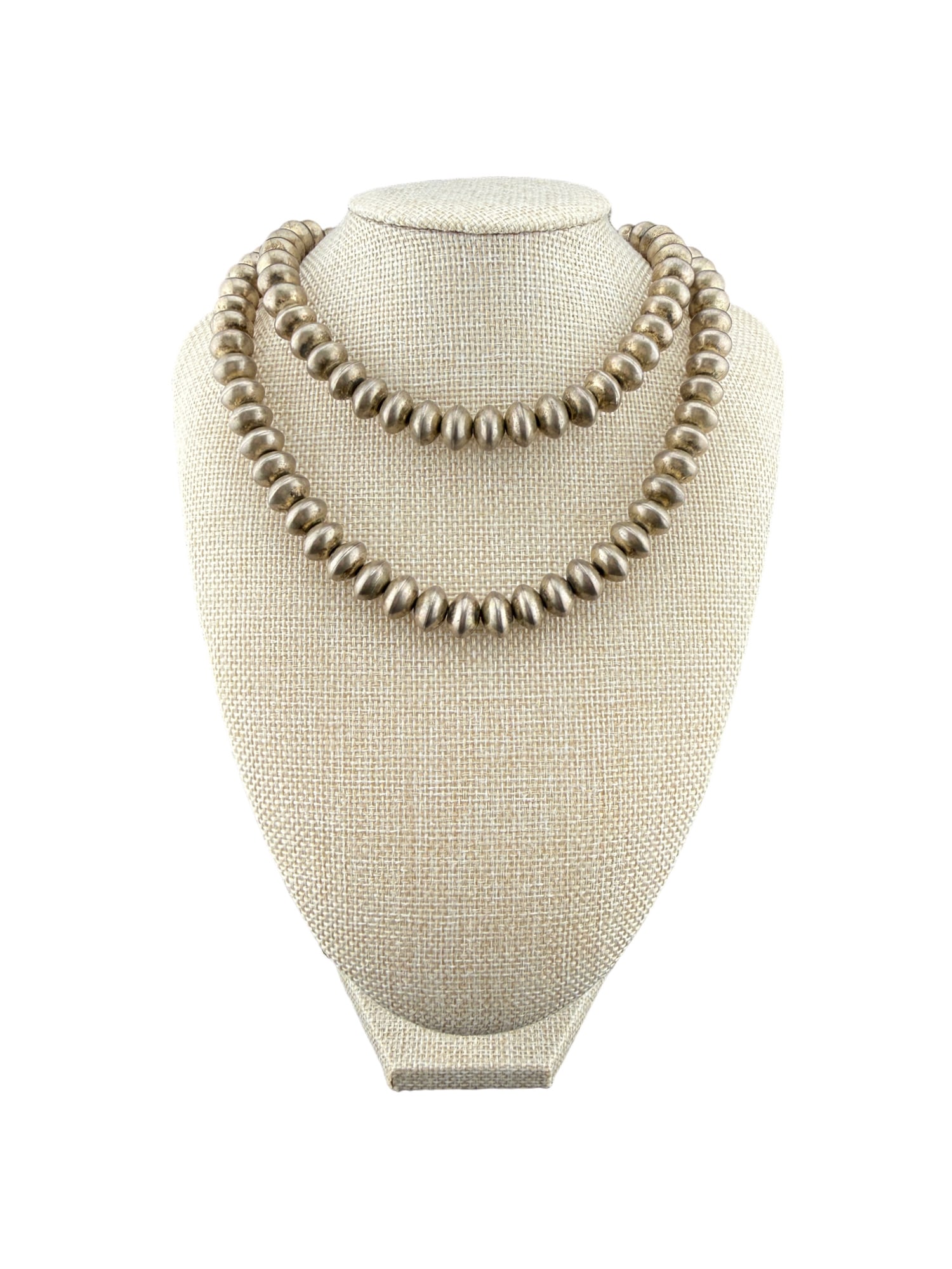 Sterling Silver Native American Navajo Pearl Necklace: PLEASE READ: in house shipping within the US If you win this item, please select self arranged for in house shipping when paying invoice Sterling Silver Native American Navajo Pearl Necklace 32" uncla