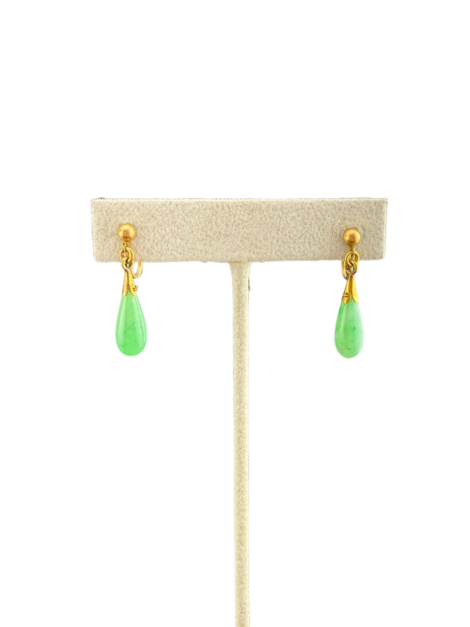 14k Jade Drop Earrings: PLEASE READ: in house shipping within the US If you win this item, please select self arranged for in house shipping when paying invoice 14k Jade Drop Earrings 4.15 grams Jade stone sight: 15.12mm x 6