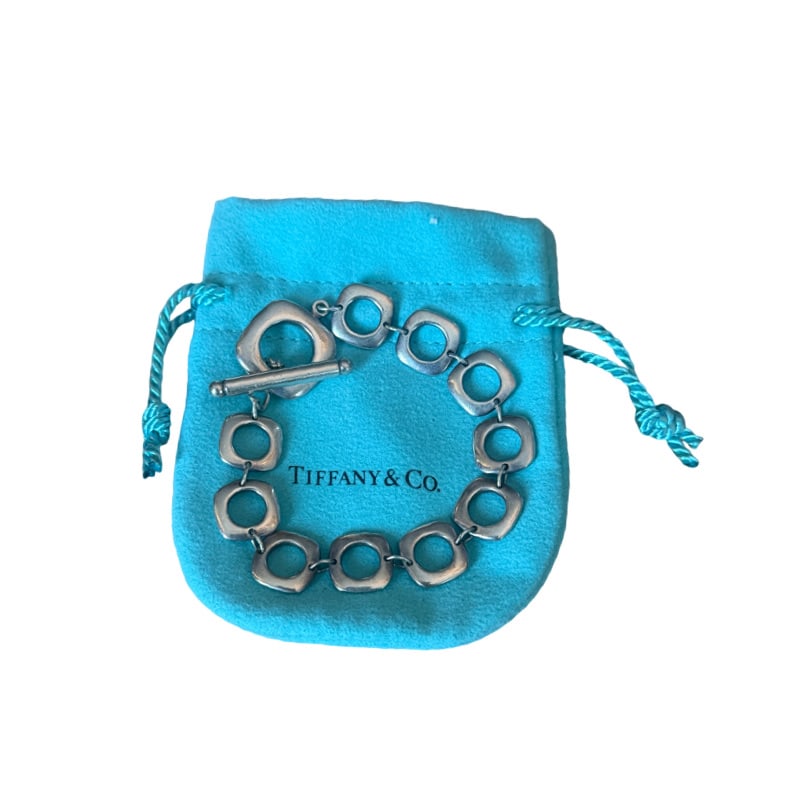 Tiffany & Co Sterling Silver Square Cushion Link Bracelet: PLEASE READ: in house shipping within the US If you win this item, please select self arranged for in house shipping when paying invoice unclasped: 7" weight: 23.3 grams