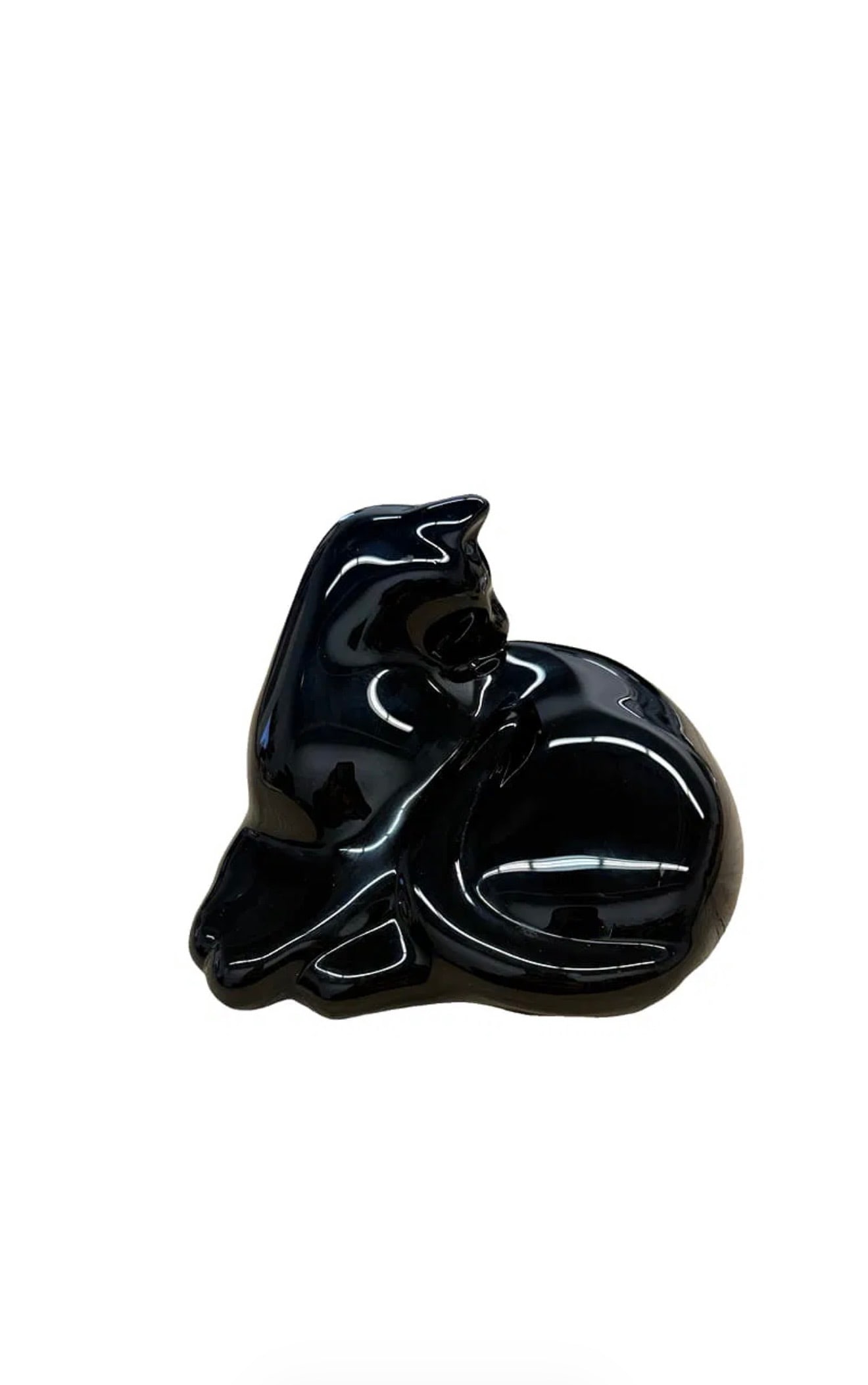 Baccarat Crystal Grooming Cat (1 of 5)